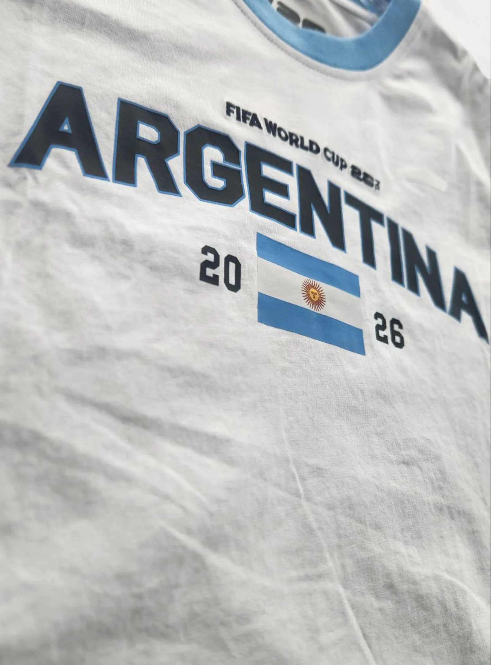 Argentina Ringer Tee||Argentine t-shirt graphique bords contraste sold by Point Zero product image thumbnail 4