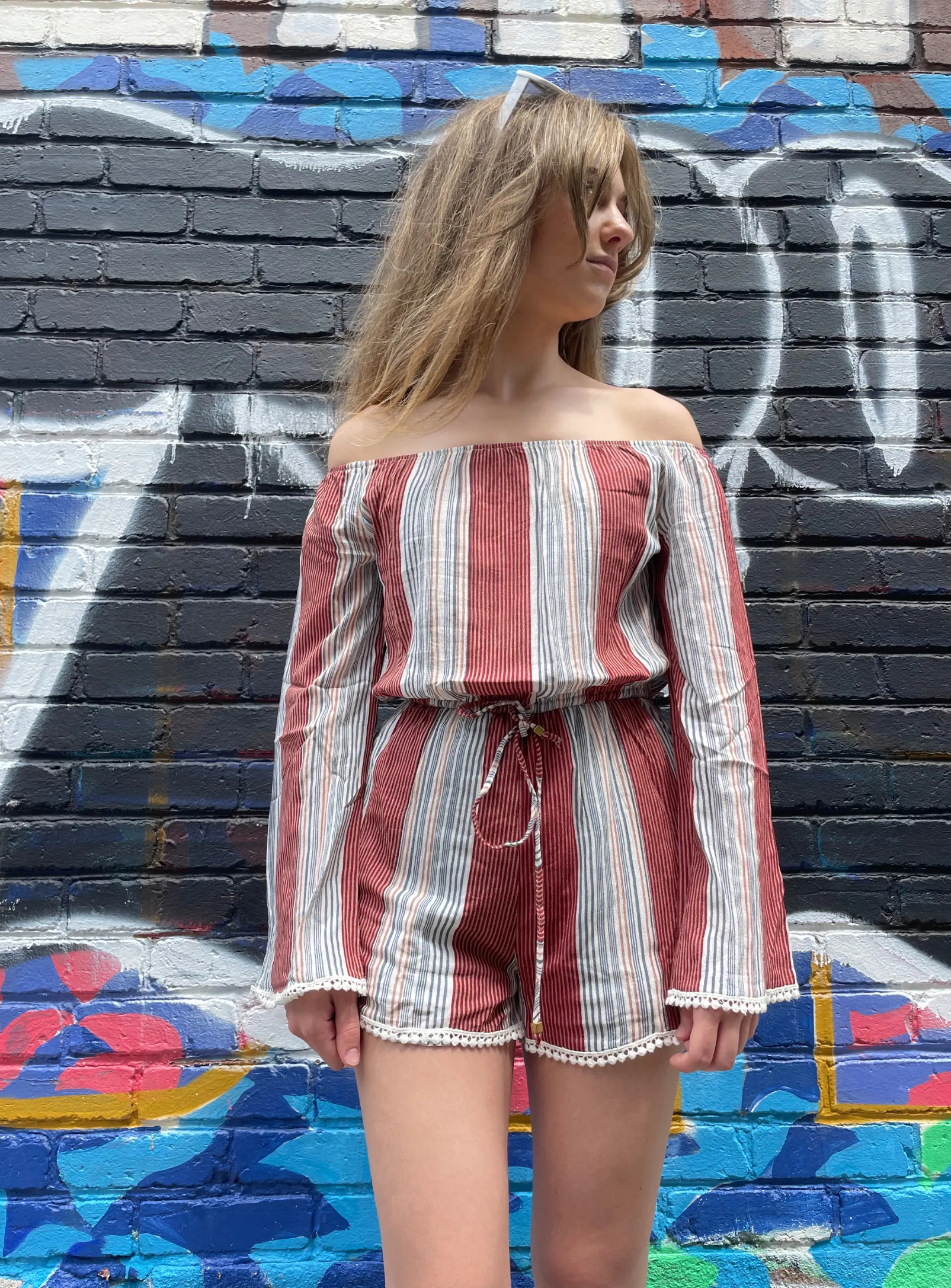 LIA| Off the shoulder Striped Romper||LIA|Combi-Short à Rayures épaules dénudées sold by Point Zero product image thumbnail 3