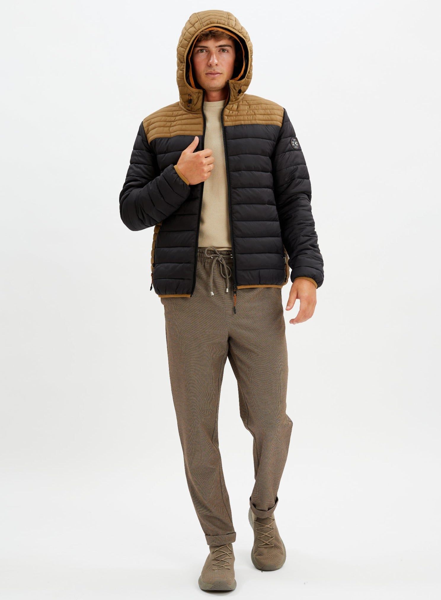 ALFRED | Color block ultralight jacket || ALFRED | Veste ultralégère color block sold by Point Zero product image thumbnail 5