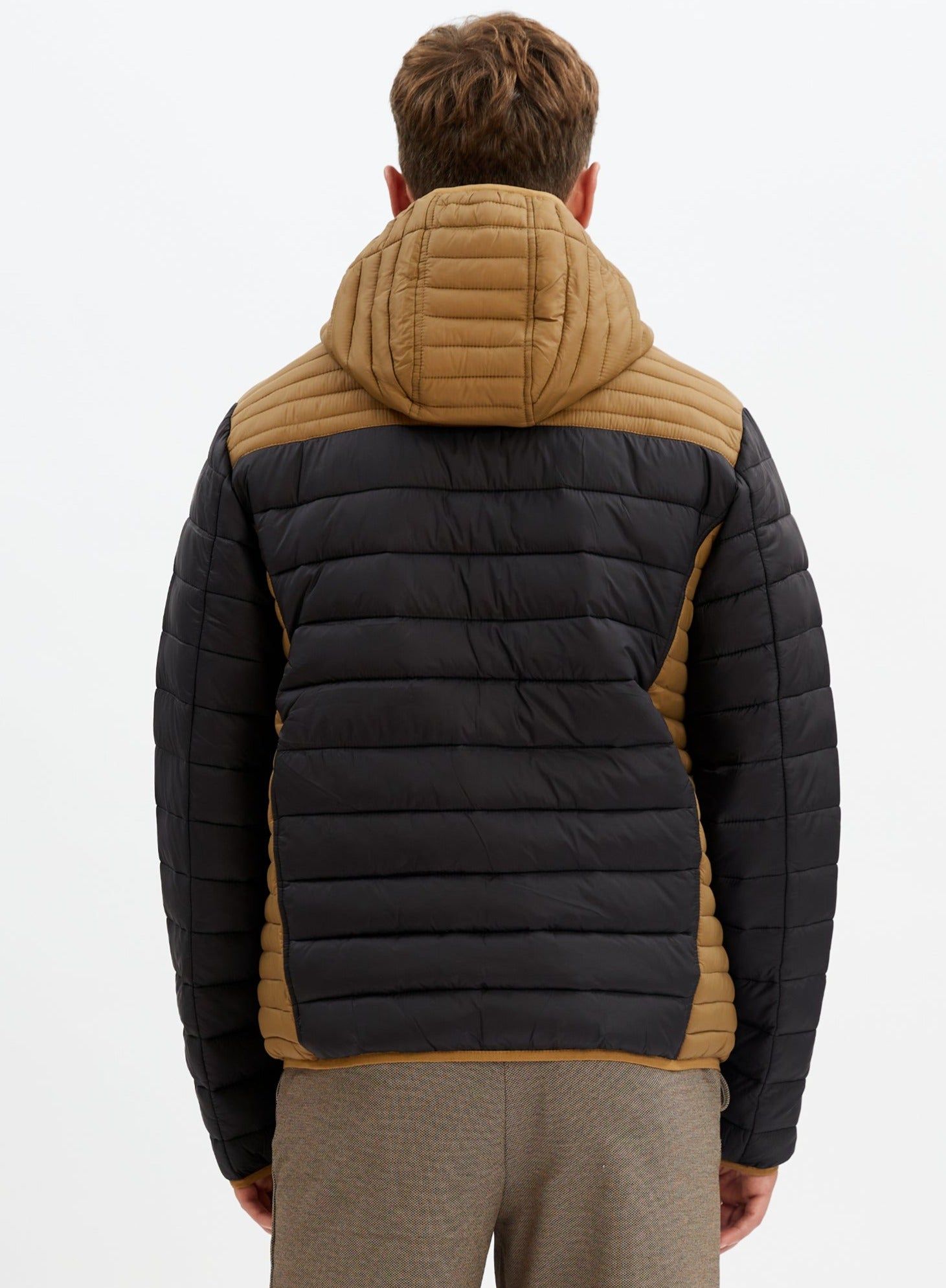 ALFRED | Color block ultralight jacket || ALFRED | Veste ultralégère color block sold by Point Zero product image thumbnail 4