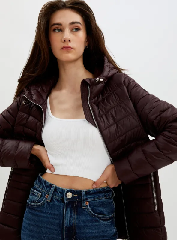 LESLIEVILLE | Iconic short ultralight jacket || LESLIEVILLE | Veste ultralégère iconique courte sold by Point Zero