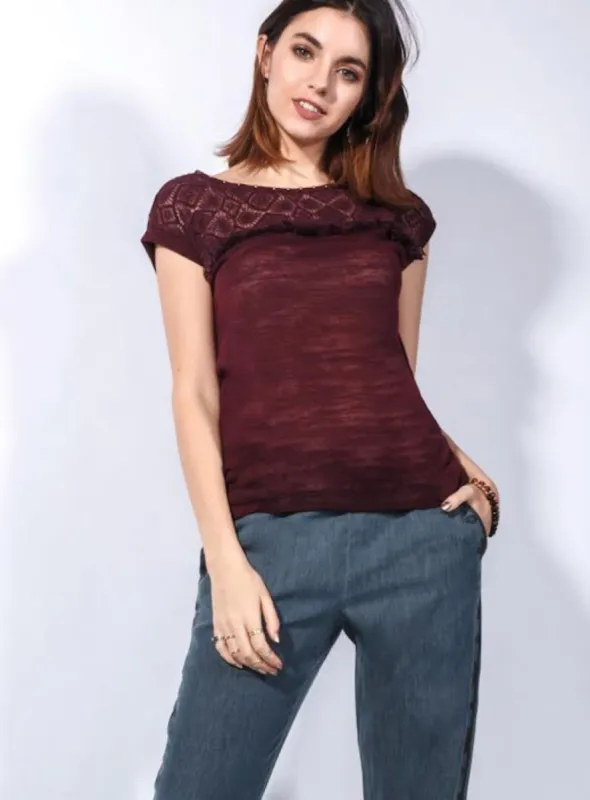 ZAHRA  | Hacci Knit Top W/Crochet Yoke & Frindge Trim ||ZAHRA | Hacci Top en maille avec empiècement en crochet et bordures en frange made by Point Zero