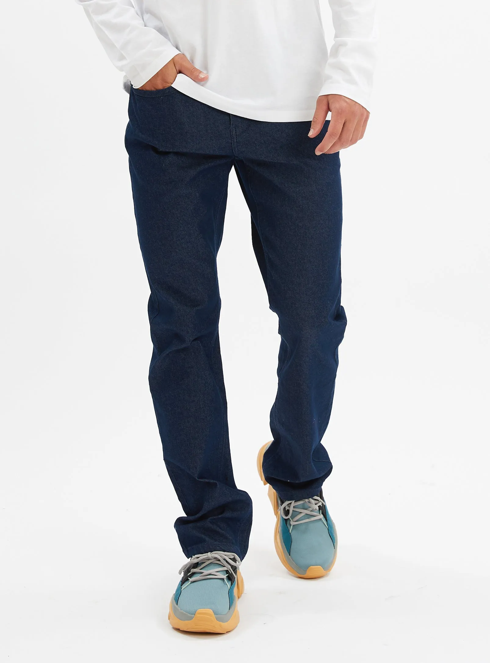 STEVEN | Five pocket stretch jean || STEVEN | Jean stretch cinq poches sold by Point Zero product image thumbnail 5