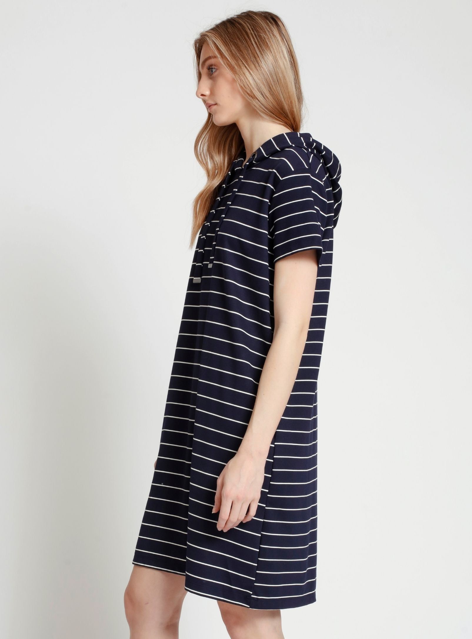 ALMA |Striped Short-Sleeve Hoodie Dress || ALMA |Robe à capuche rayée à manches courtes sold by Point Zero product image thumbnail 4