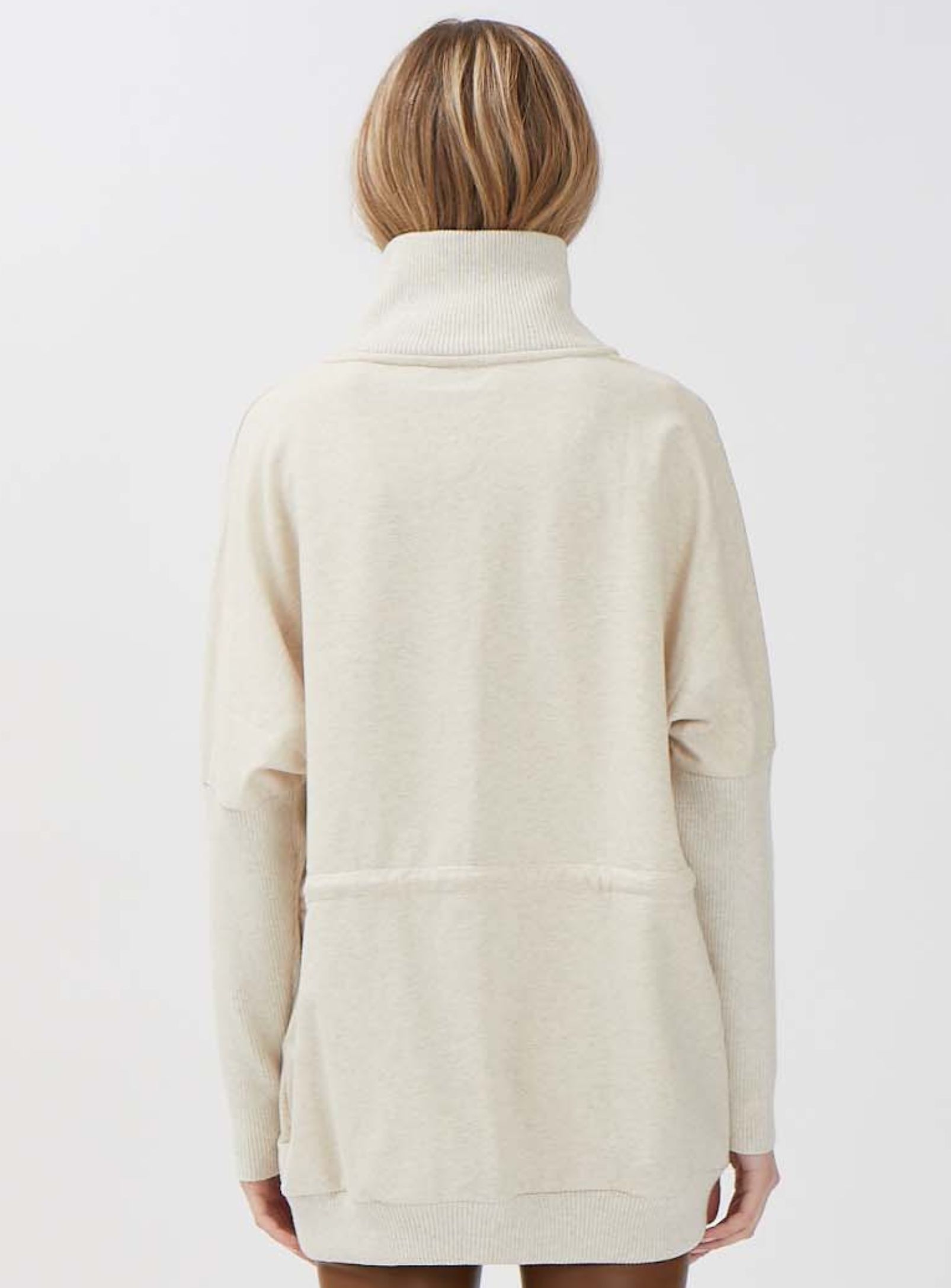ANNA| High neck drawstring waist tunic sweatshirt || ANGIE | Sweat-shirt tunique à taille haute avec cordon de serrage sold by Point Zero product image thumbnail 4