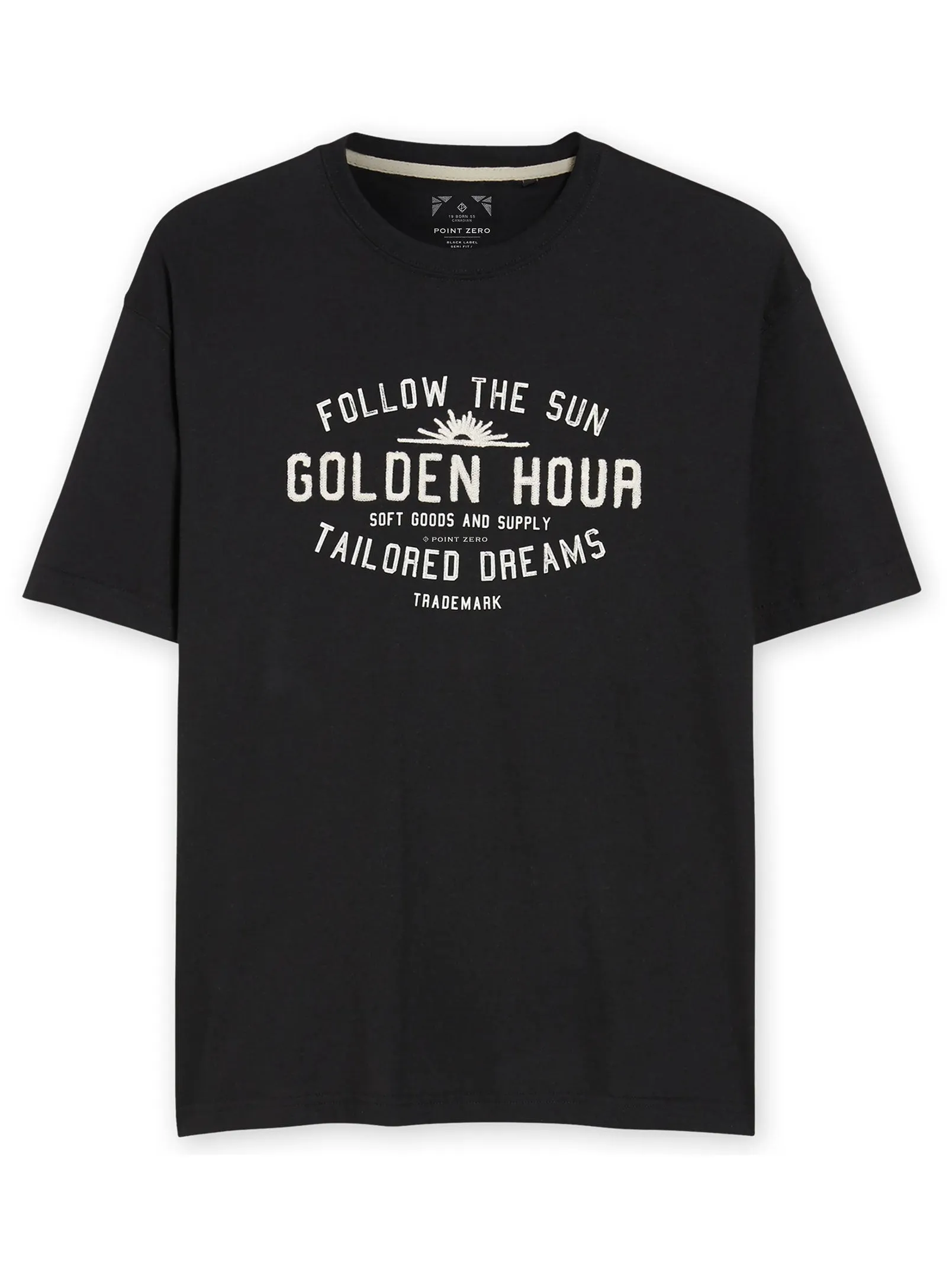 PAOLO|Graphic Embroidered T-Shirt||PAOLO|T-shirt graphique brodé sold by Point Zero