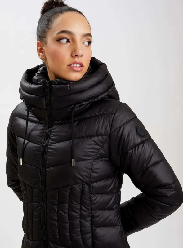 AURORA | Long Mid Weight Puffer||AURORA| Puffer long de poids moyen sold by Point Zero