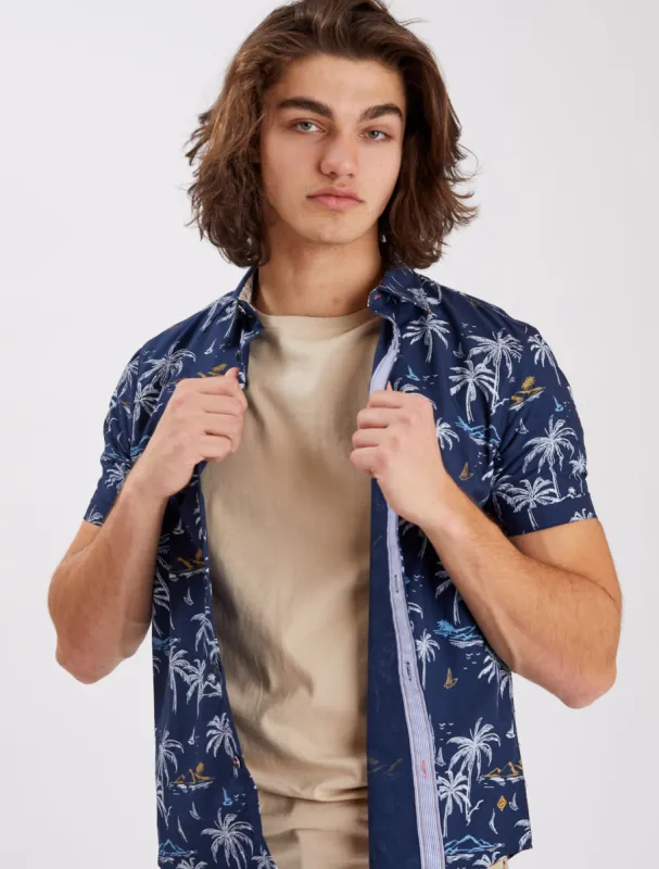 FINN | Tuck-out easy iron shirt || FINN | Chemise Repassage facile imprimée sold by Point Zero