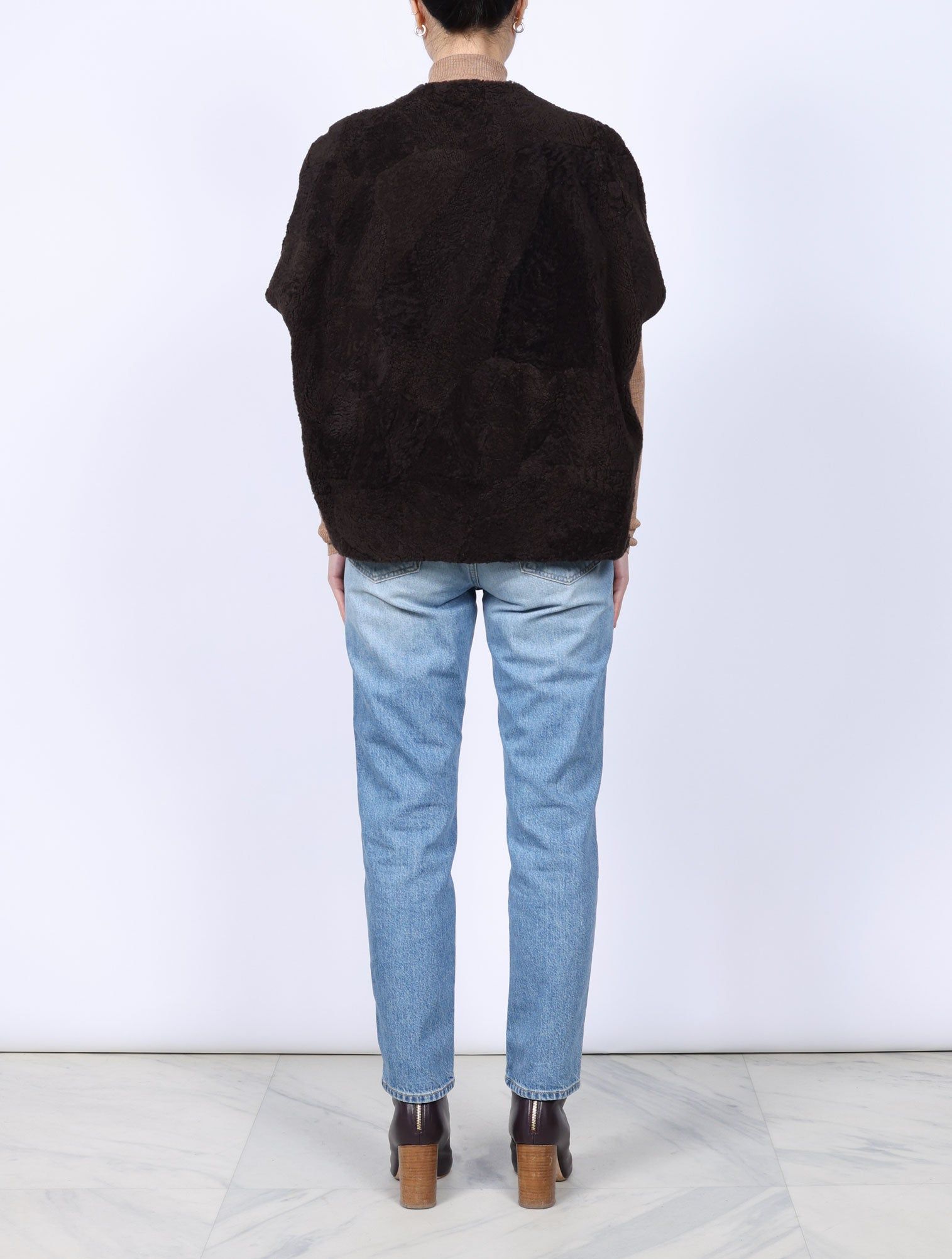 The Montecitdto Vest sold by Pologeorgis product image thumbnail 2