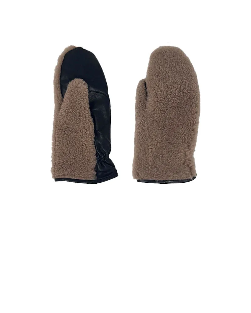 Curly Merino Shearling & Leather Mittens sold by Pologeorgis product image thumbnail 3