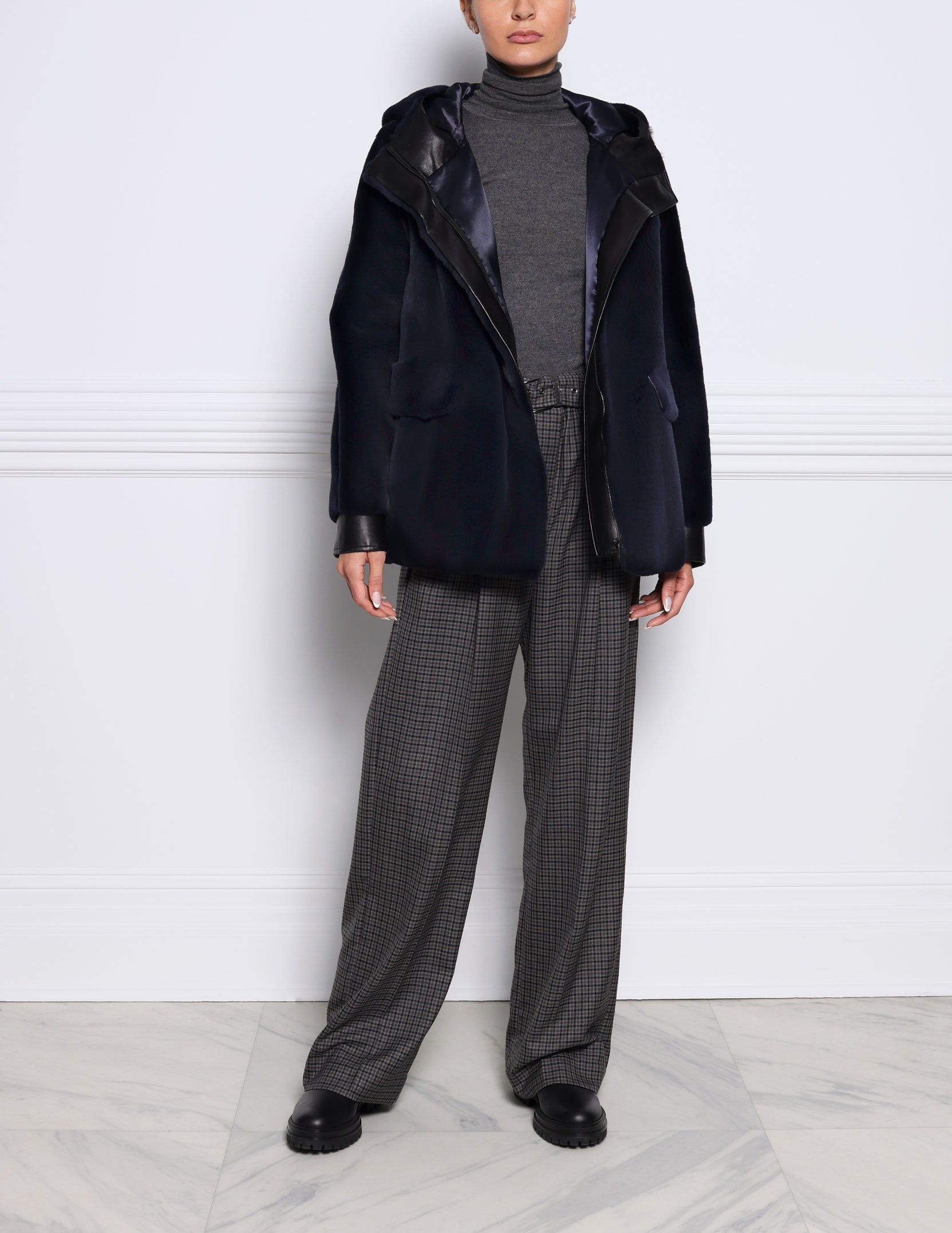 The Leila Mink Fur Jacket sold by Pologeorgis product image thumbnail 2