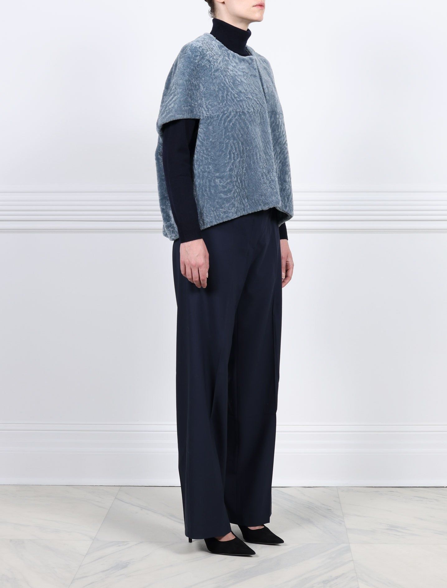 The Frannie Shearling Cocoon Vest sold by Pologeorgis product image thumbnail 3