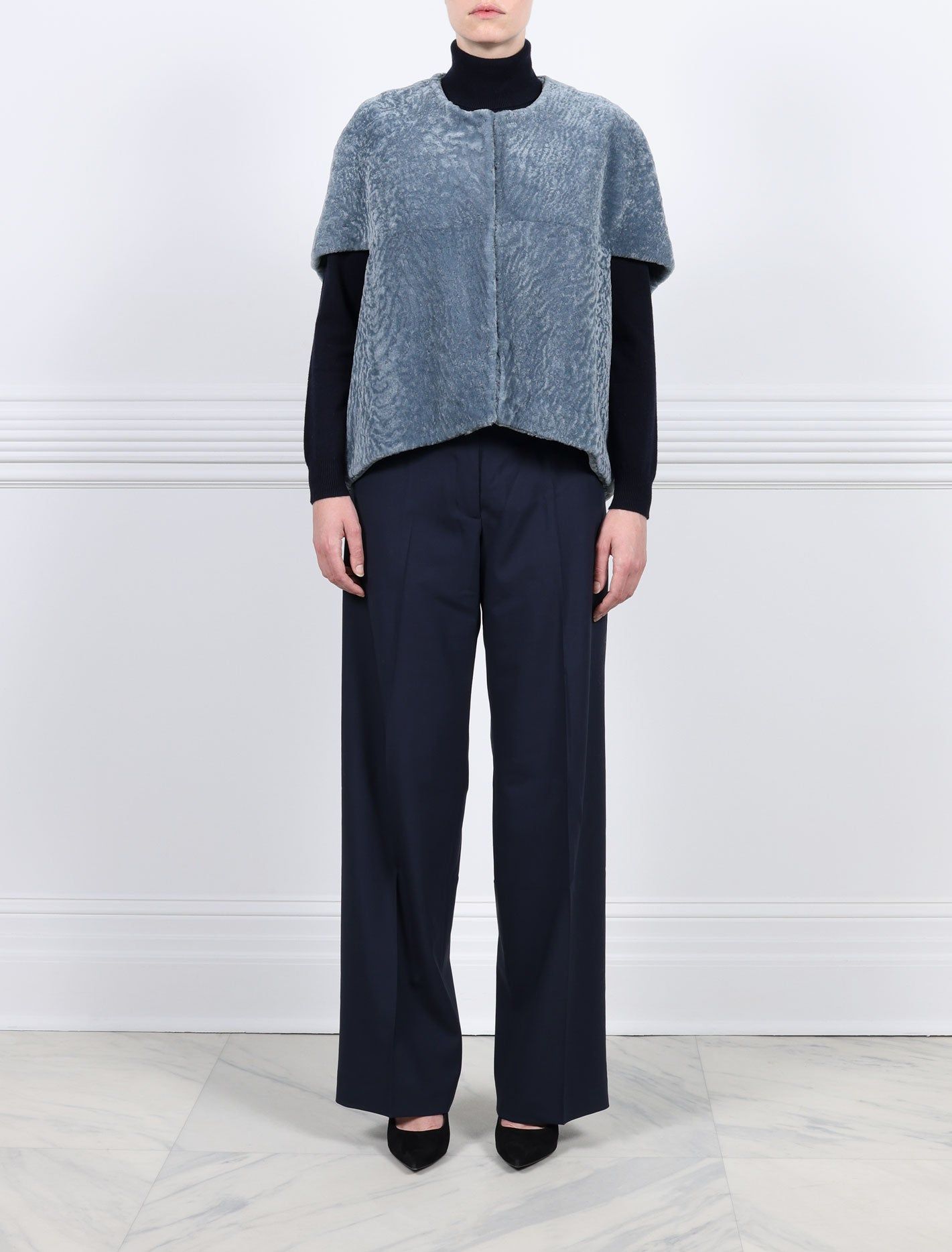 The Frannie Shearling Cocoon Vest sold by Pologeorgis product image thumbnail 2