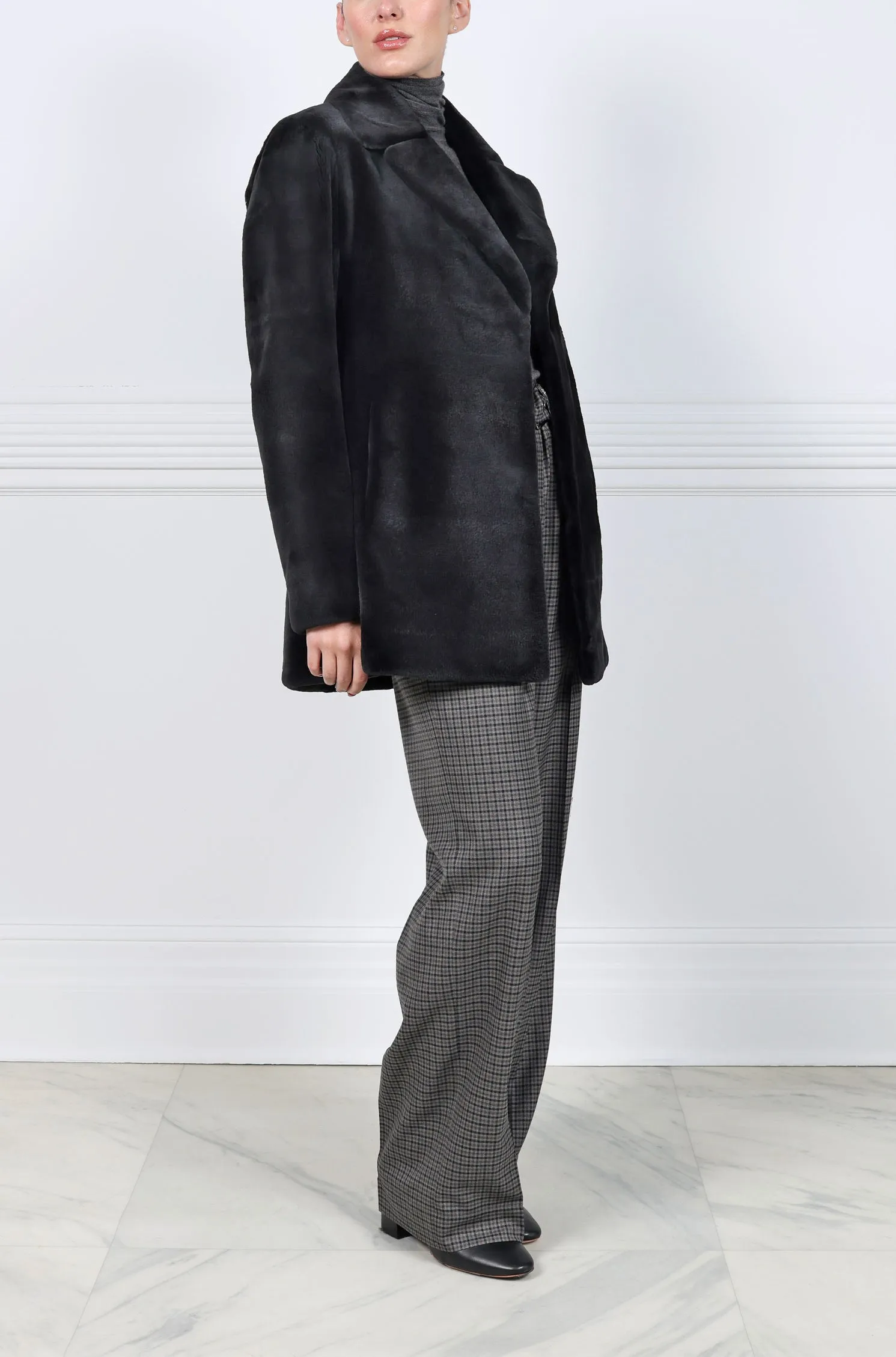 The Archer Sheared Mink Coat sold by Pologeorgis product image thumbnail 2