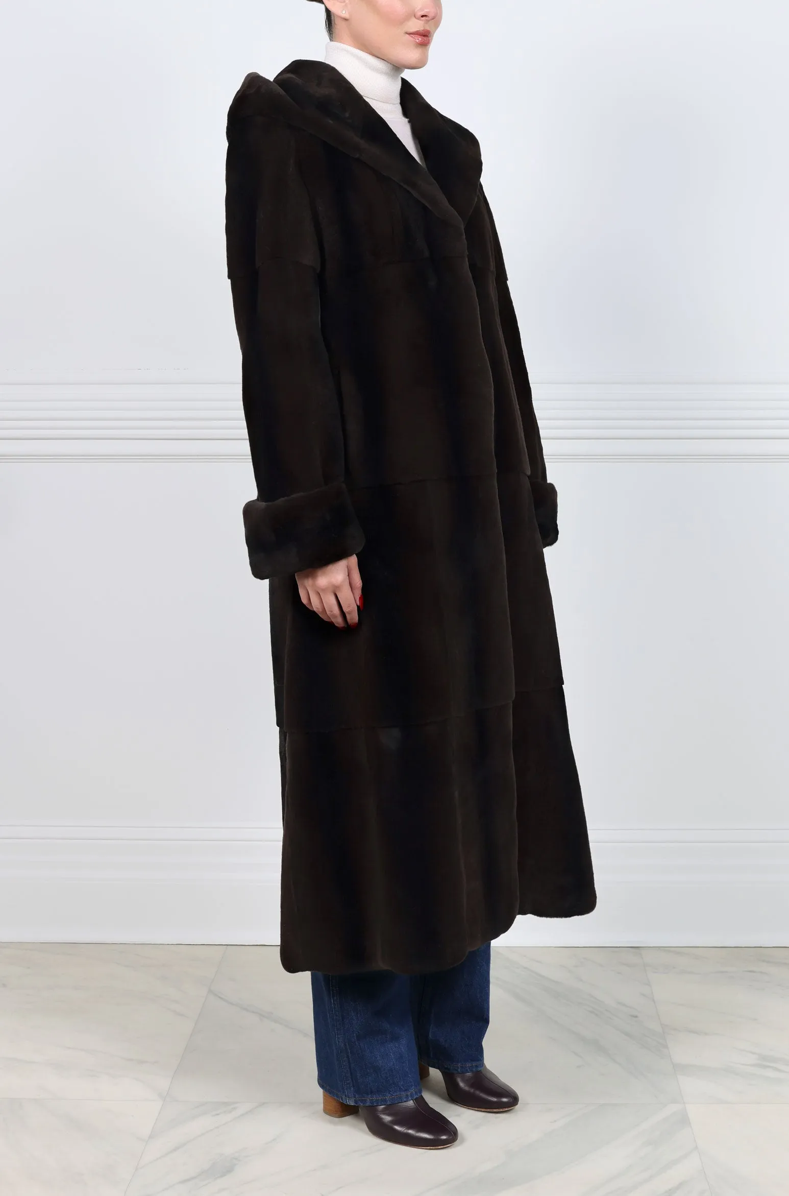 The Nico Plucked Mink Fur Coat sold by Pologeorgis product image thumbnail 3