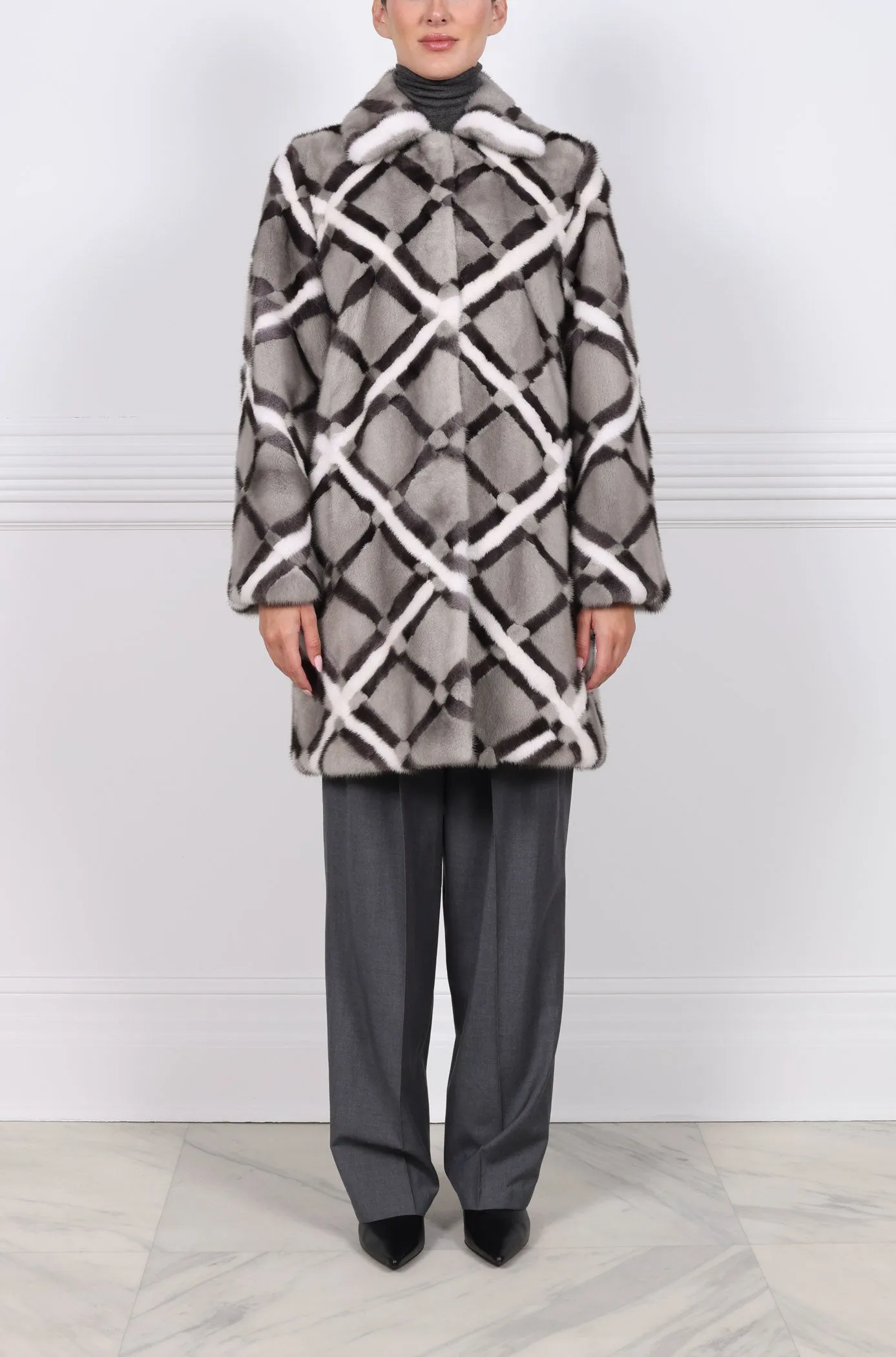 The Victoria Intarsia Mink Fur Coat sold by Pologeorgis product image thumbnail 2