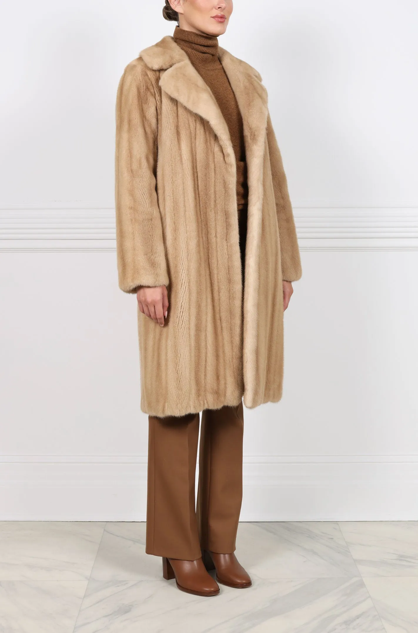 The Shane Mink Fur Coat sold by Pologeorgis product image thumbnail 5