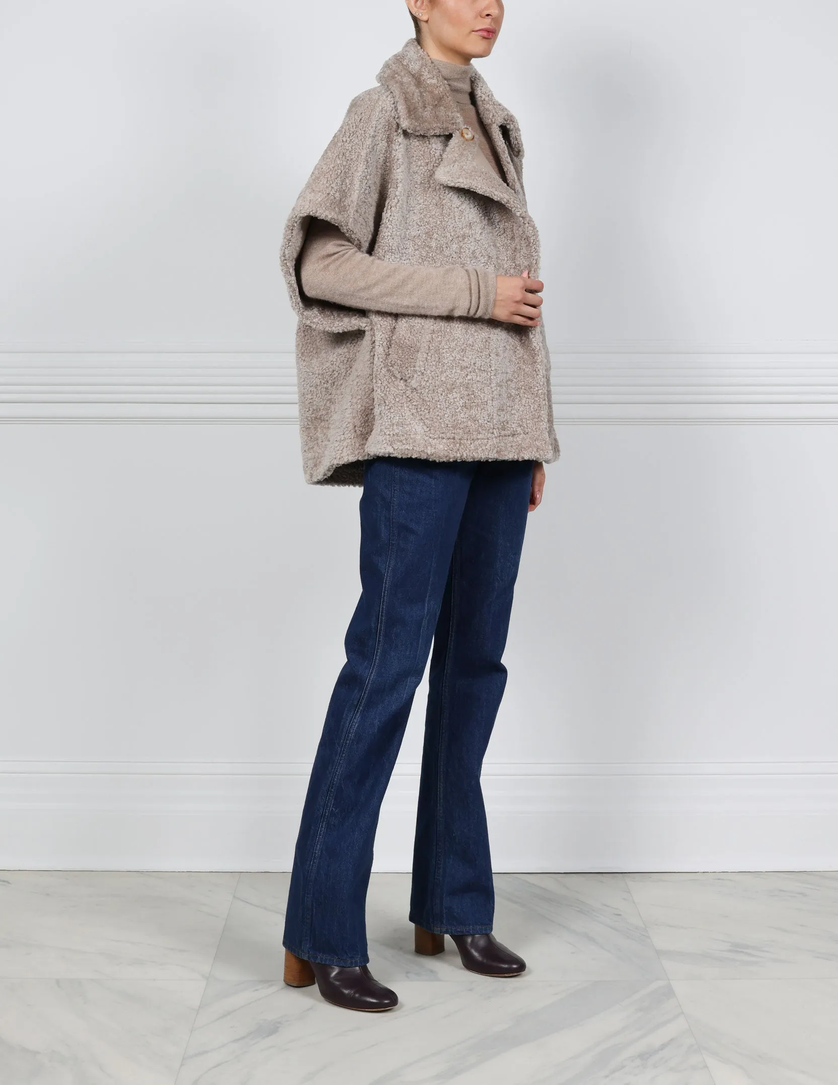 The Malibu Shearling Vest sold by Pologeorgis product image thumbnail 2