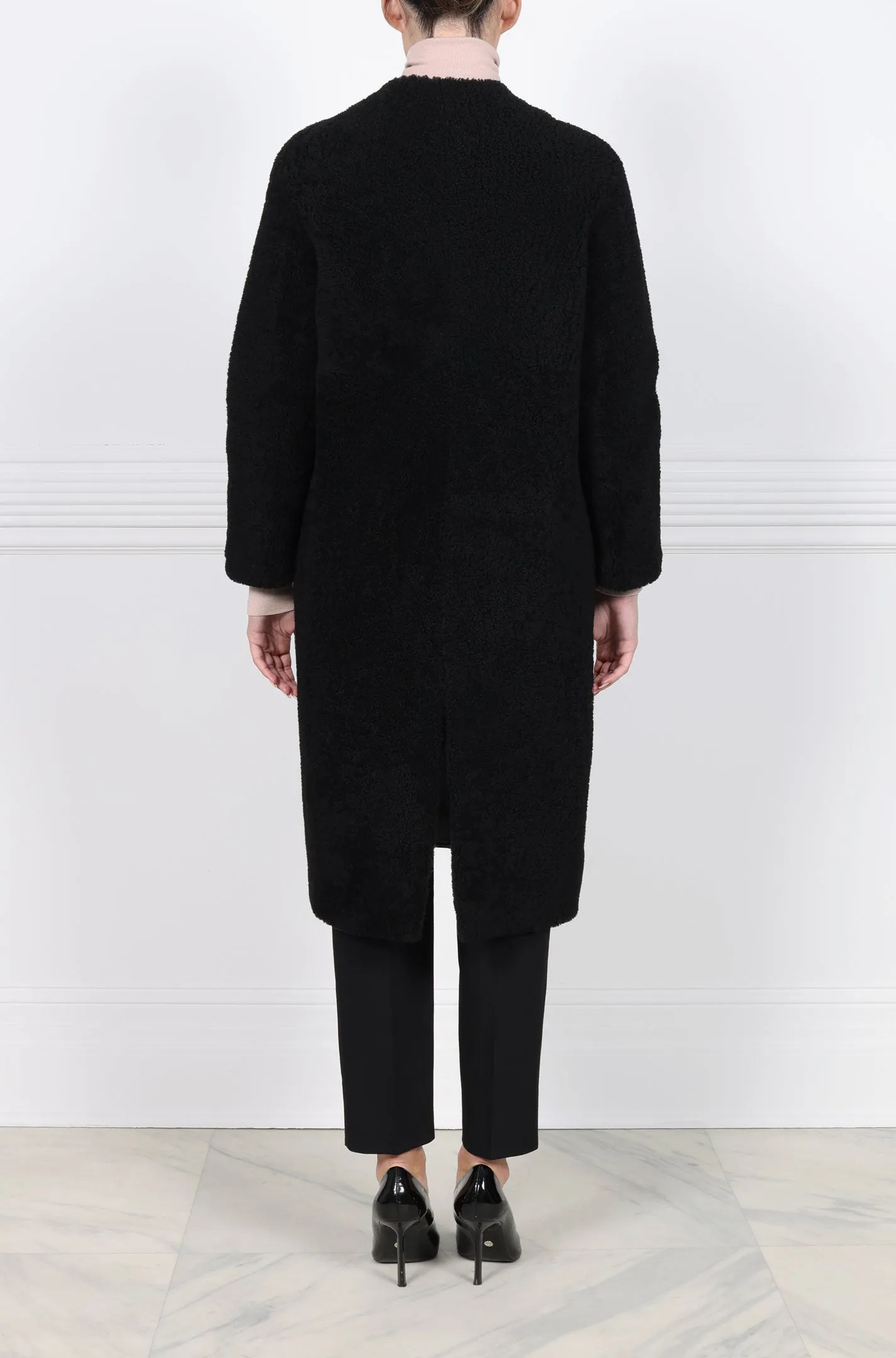 Crew Neck Cocoon Shearling Oversized Coat sold by Pologeorgis product image thumbnail 2