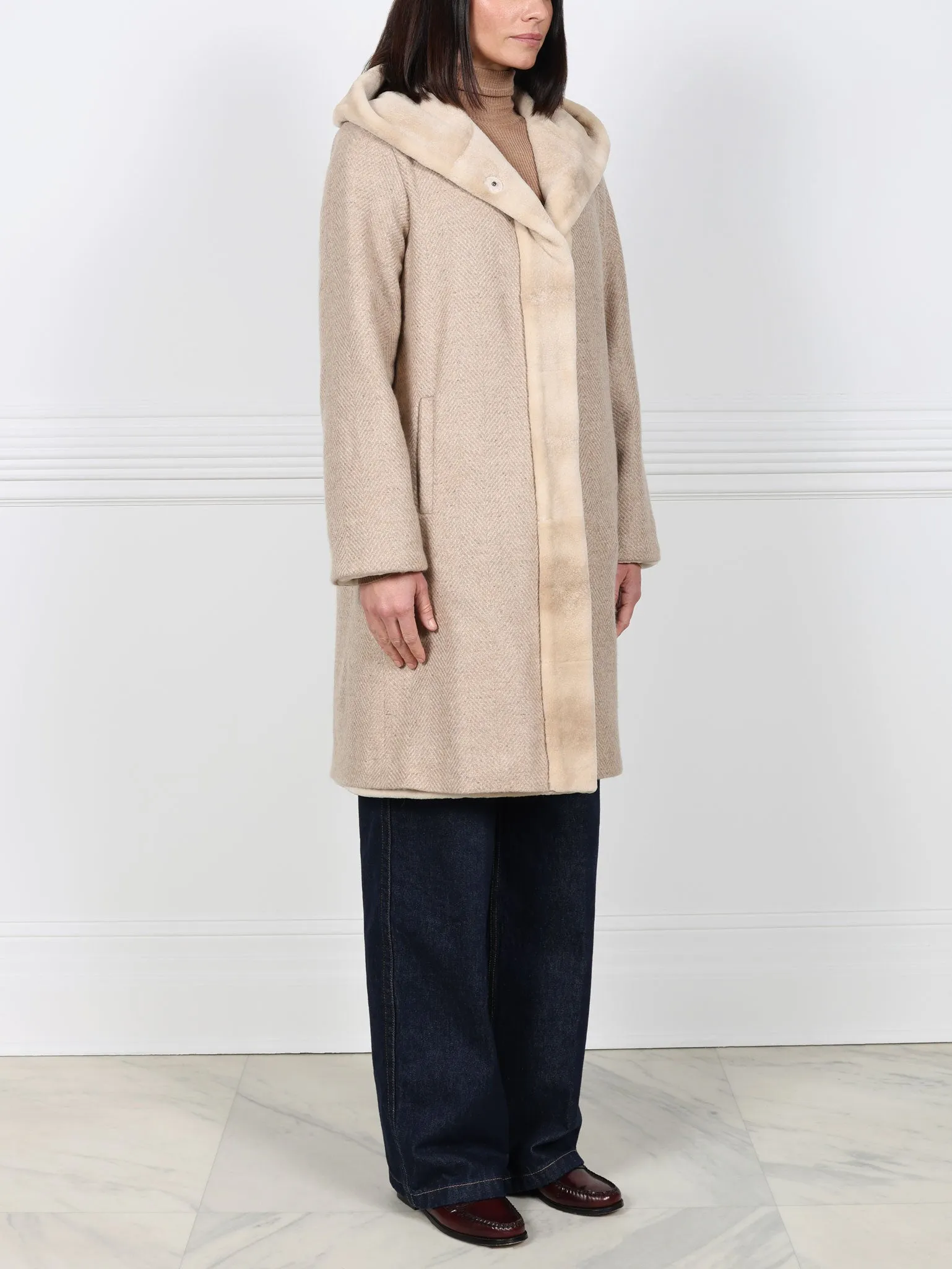 The Sandy Sheared Mink Reversible Coat sold by Pologeorgis product image thumbnail 3