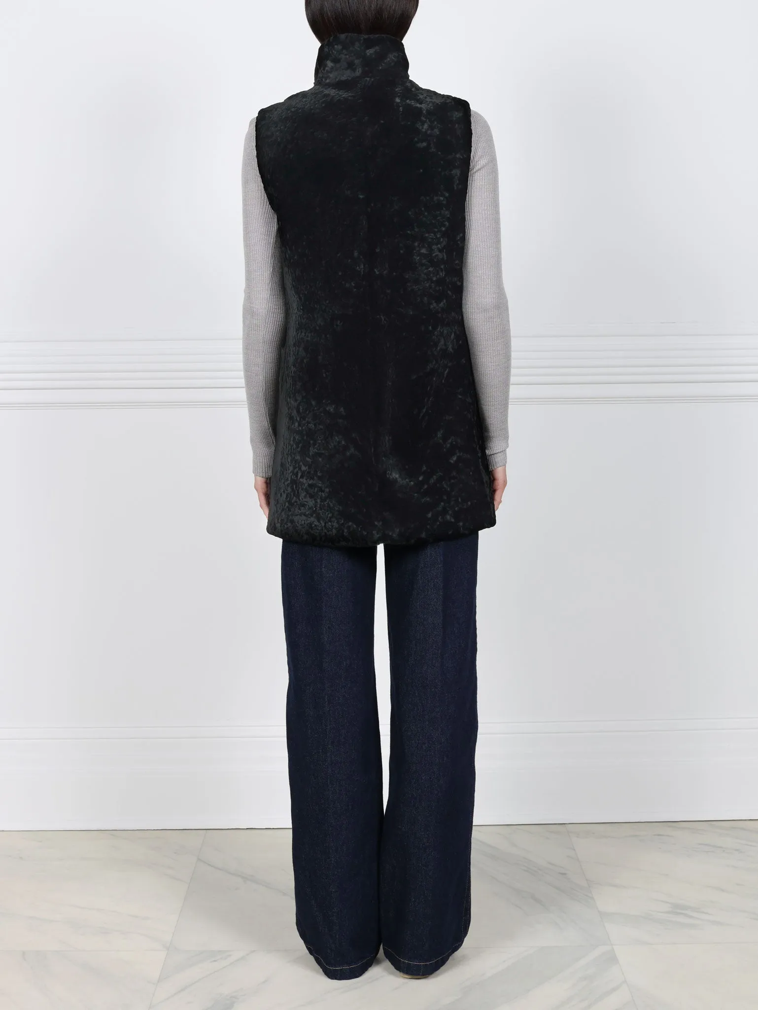 The Rondi Sheared Cosmos Shearling Vest sold by Pologeorgis product image thumbnail 5