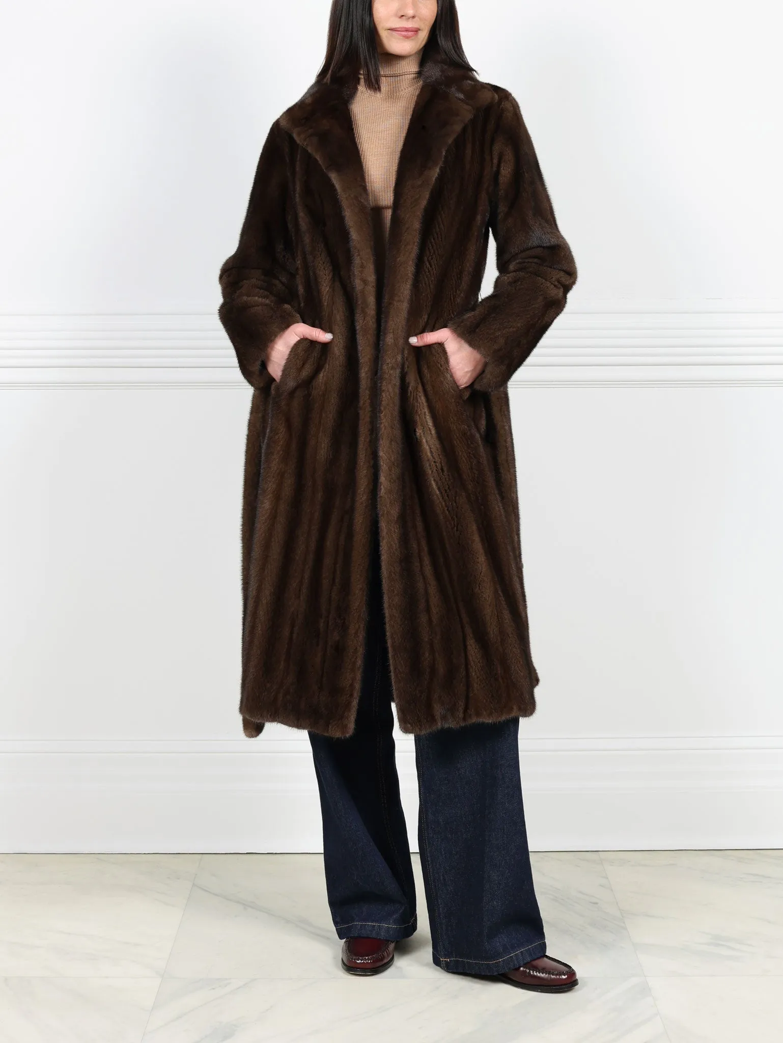 The Linda Mink Coat sold by Pologeorgis product image thumbnail 5