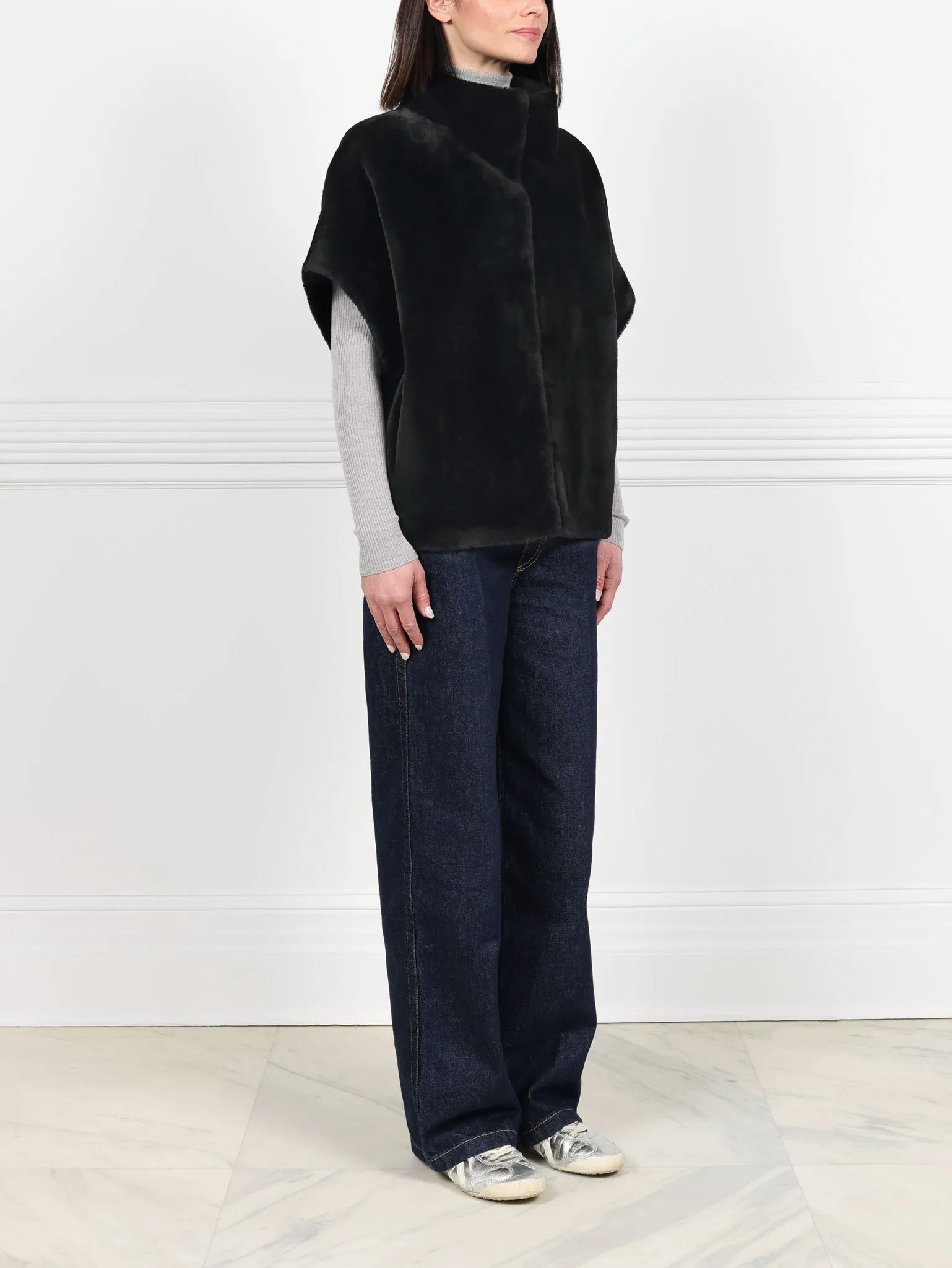 The Alyssa Shearling Cocoon Vest sold by Pologeorgis product image thumbnail 2