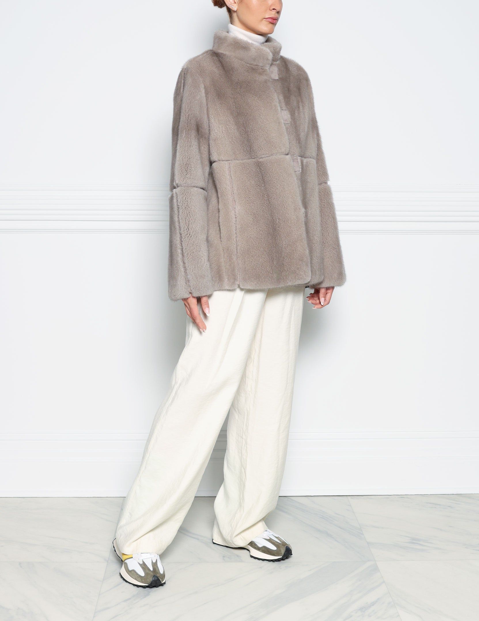 The Imani Mink Fur Jacket sold by Pologeorgis product image thumbnail 3