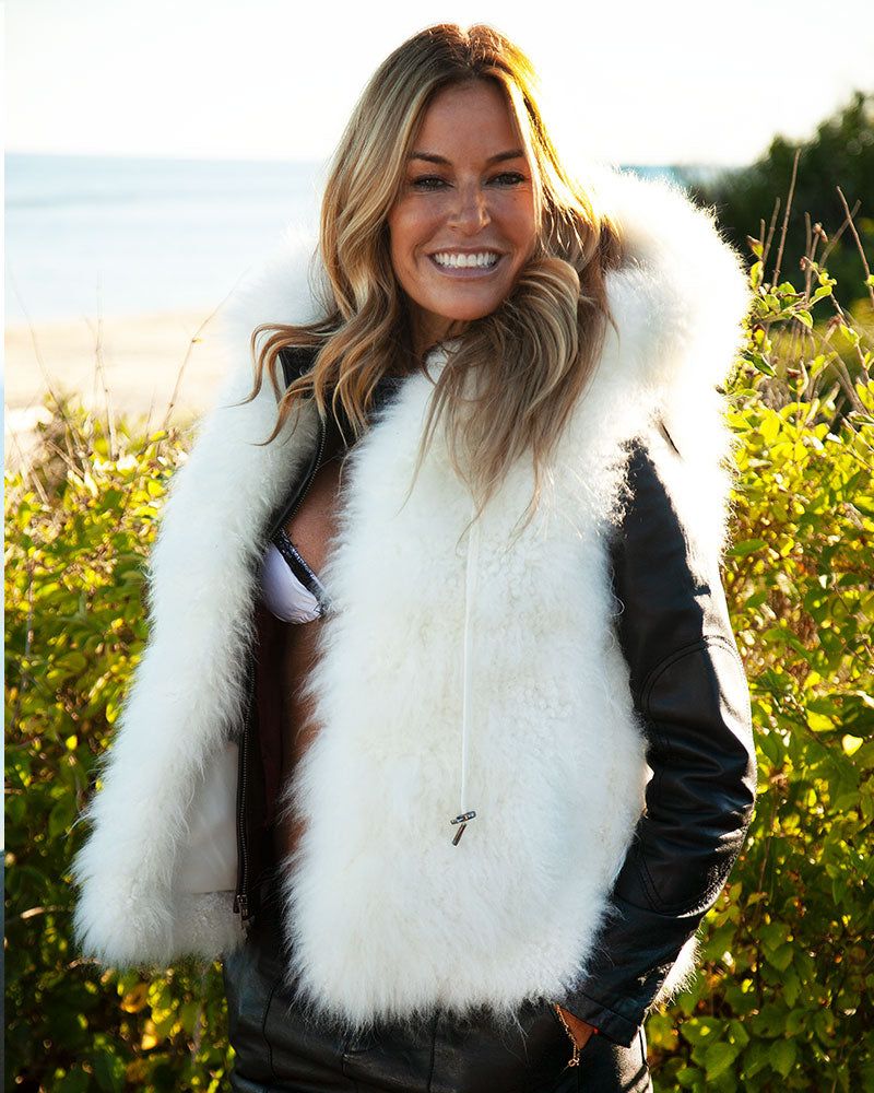 The Teddy Shearling Vest sold by Pologeorgis product image thumbnail 2