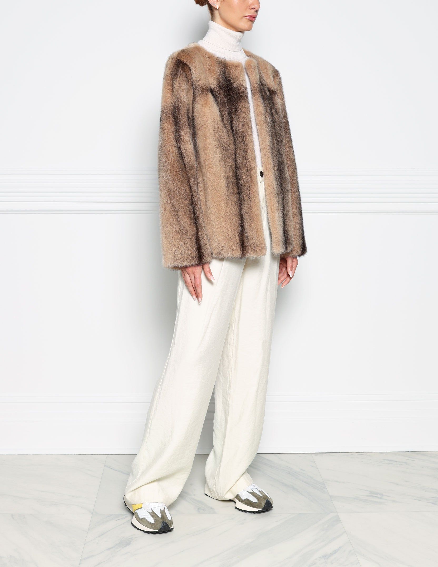 The Hannah Mink Fur Jacket sold by Pologeorgis product image thumbnail 3