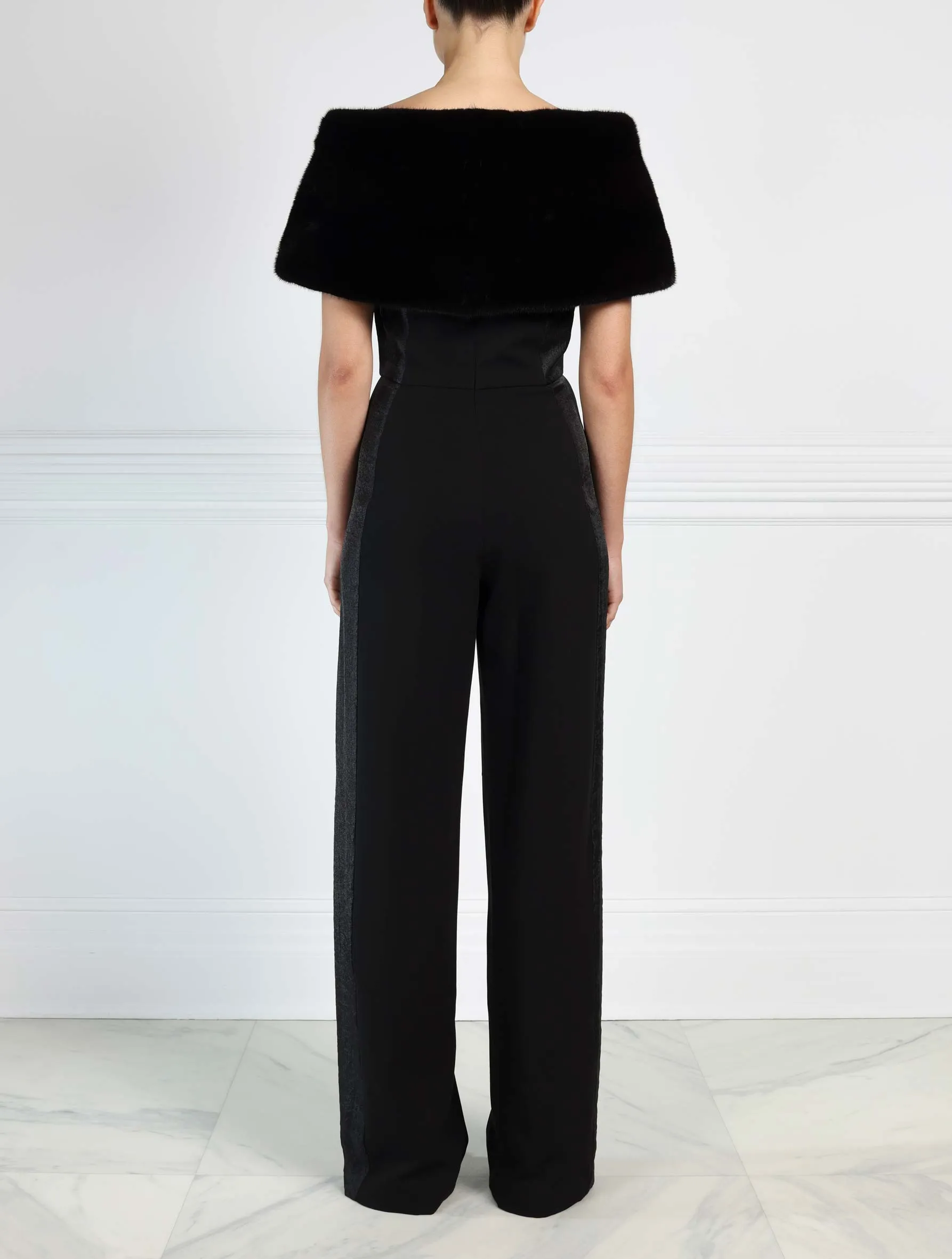 The Lana Mink Fur Stole sold by Pologeorgis product image thumbnail 4