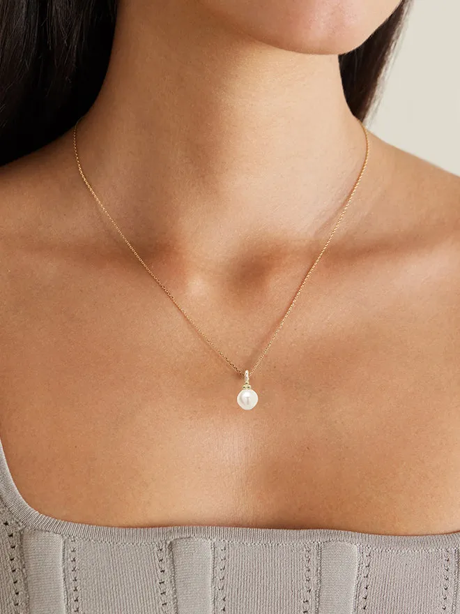 Pearl Trio Pendant Necklace sold by POPPY FINCH product image thumbnail 2