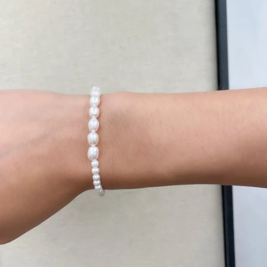 Contrast Pearl Strand Bracelet sold by POPPY FINCH product image thumbnail 2