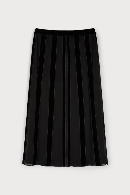 BLACK SILK SKIRT sold by Ports 1961
