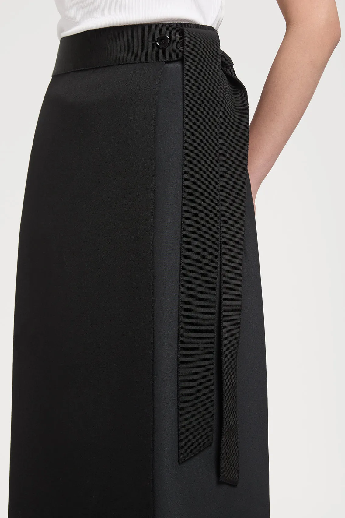 BLACK WOOL SKIRT sold by Ports 1961 product image thumbnail 2