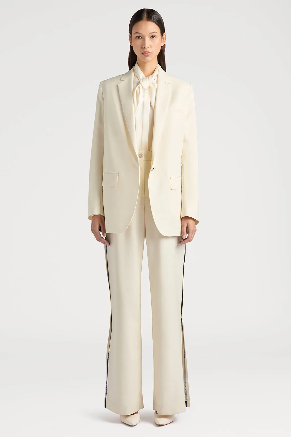 TIMELESS EVERYDAY SINGLE-BUTTON BLAZER IN IVORY sold by Ports 1961 product image thumbnail 2