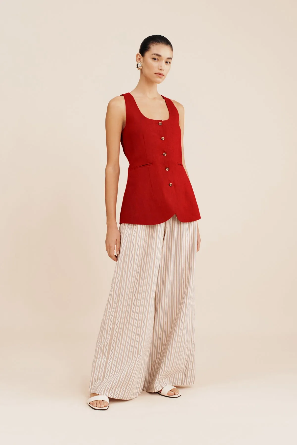 RUBEN GILET - CHERRY sold by Posse