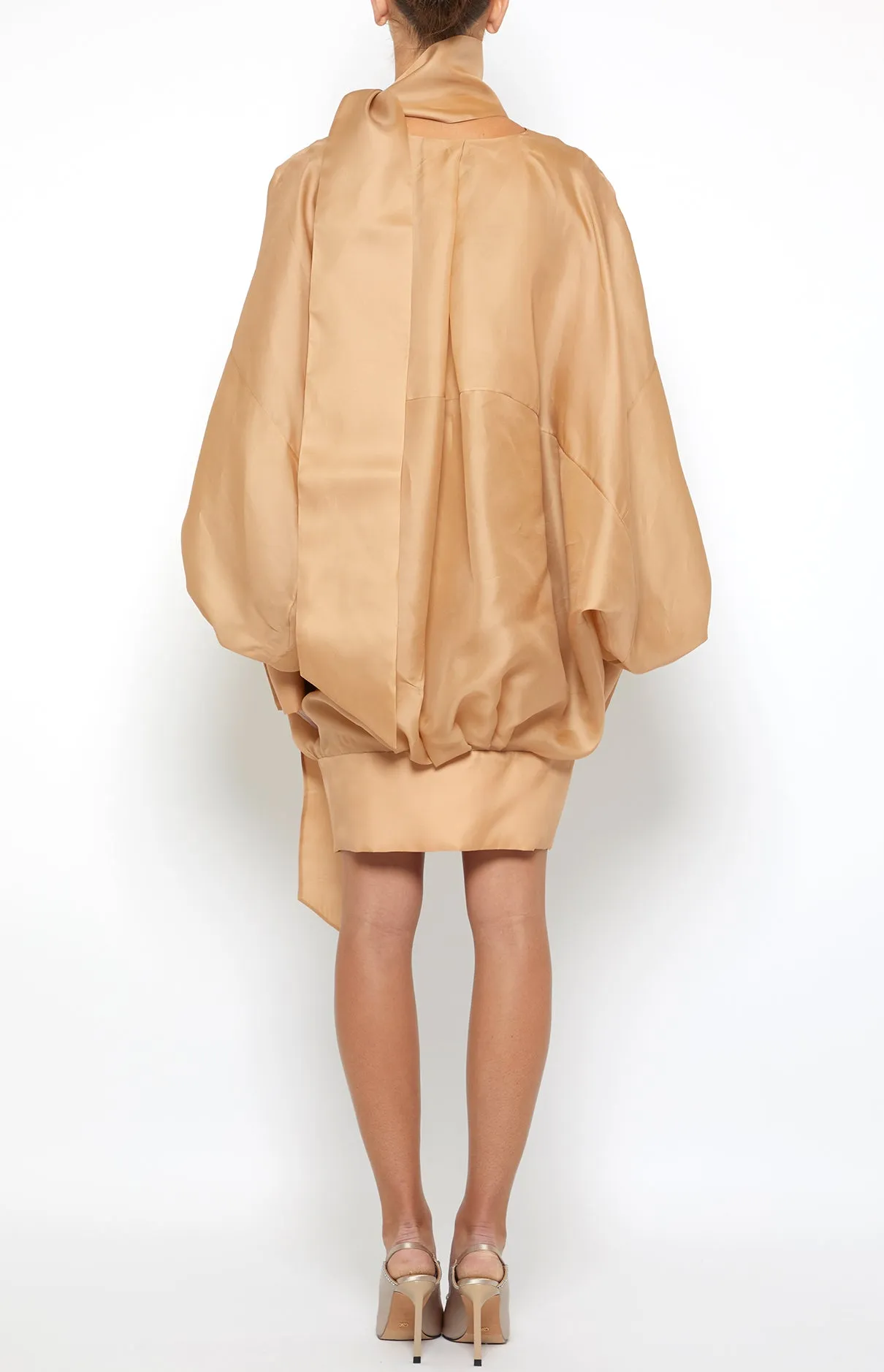 CURLED COLLAR HEM TIE OVERSIZE COAT sold by Prabal Gurung product image thumbnail 3