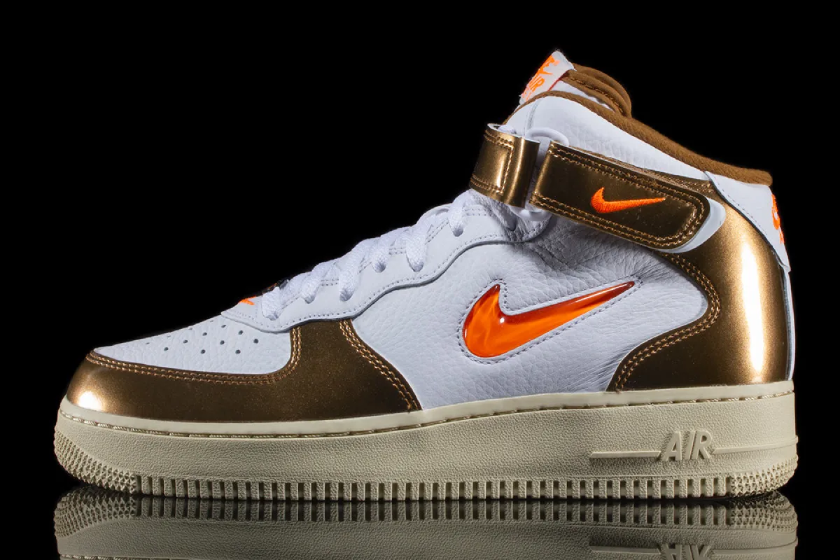 Air Force 1 Mid QS sold by Premier