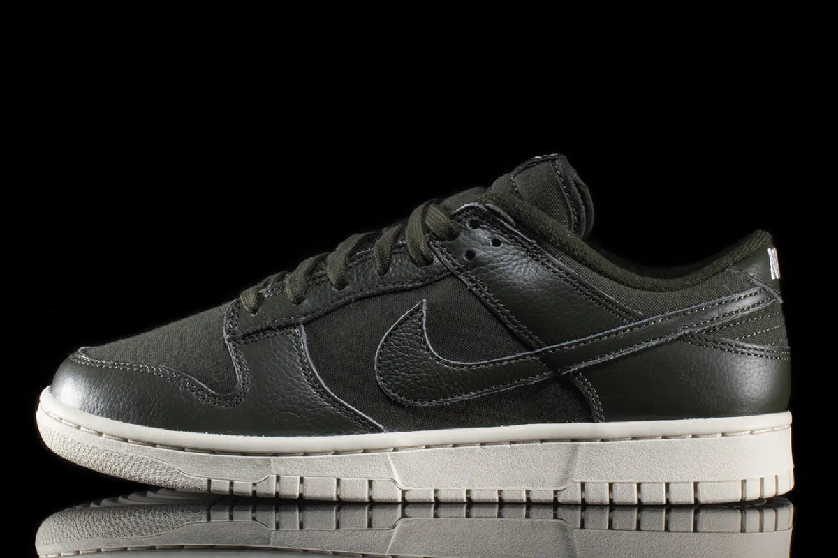 Dunk Low Retro Premium sold by Premier