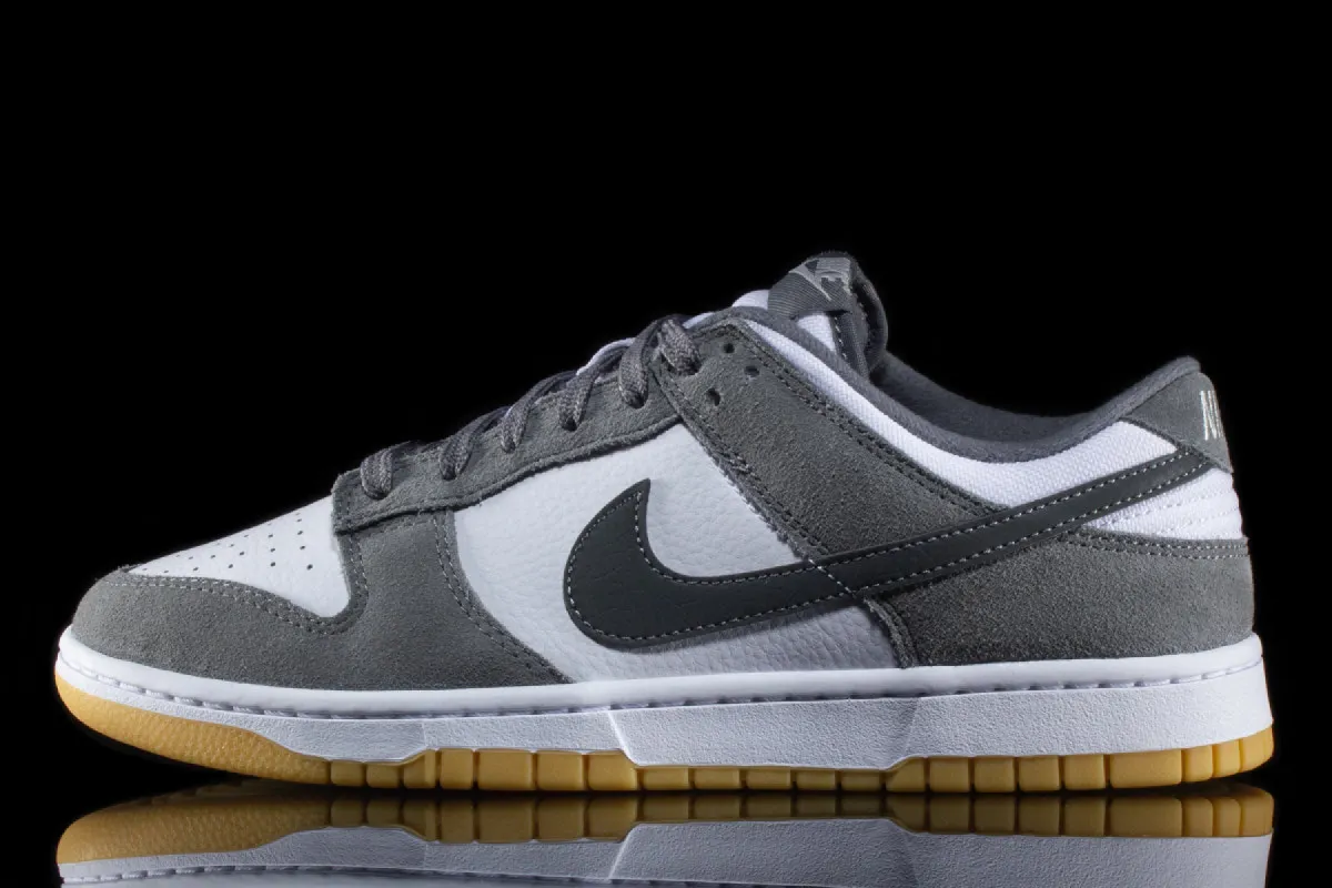 Dunk Low sold by Premier