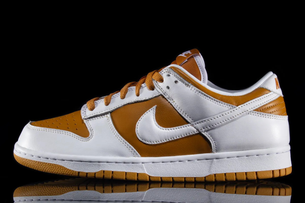 Dunk Low sold by Premier