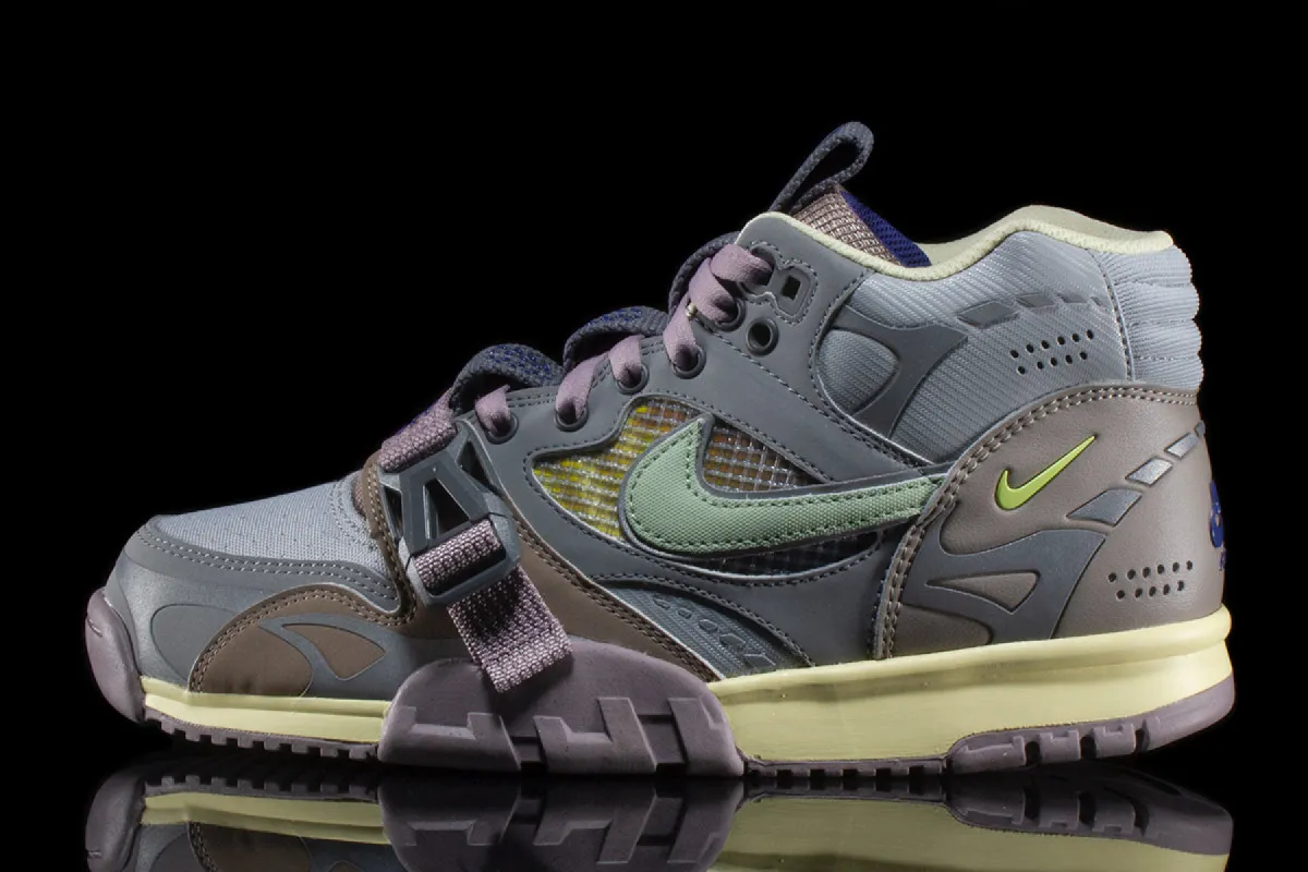 Air Trainer 1 SP sold by Premier