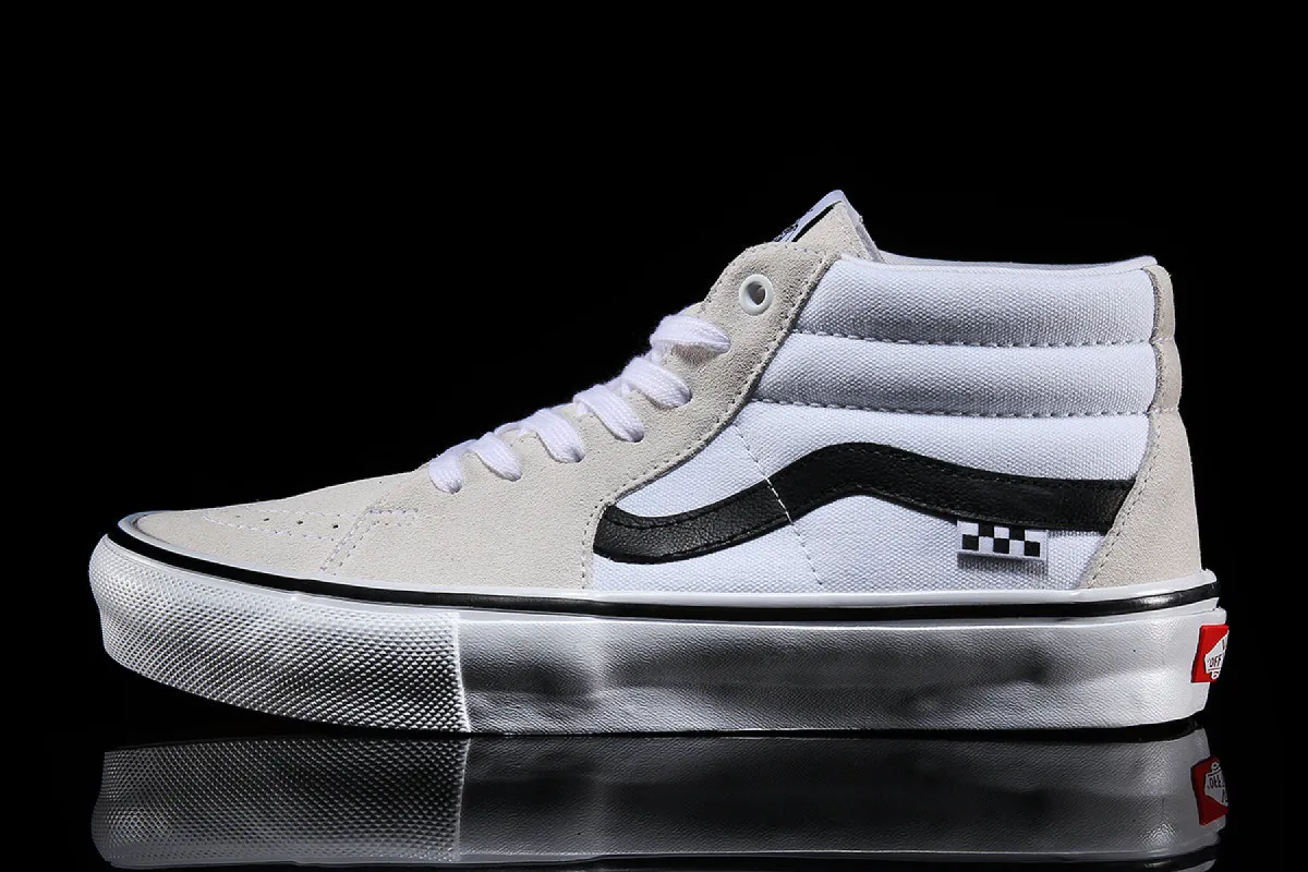 Skate Grosso Mid sold by Premier