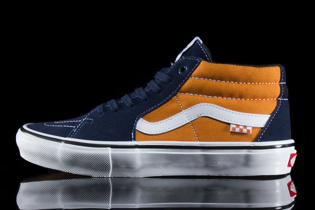Skate Grosso Mid sold by Premier