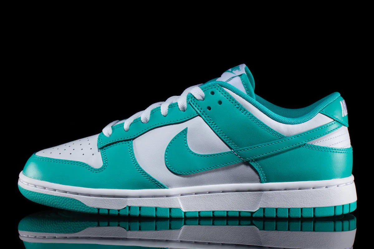 Dunk Low Retro sold by Premier