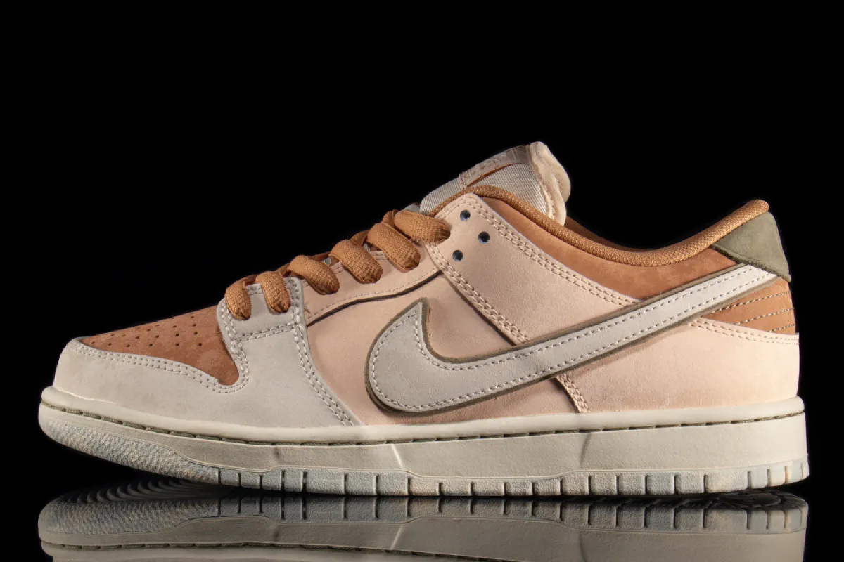 Dunk Low Pro Premium sold by Premier