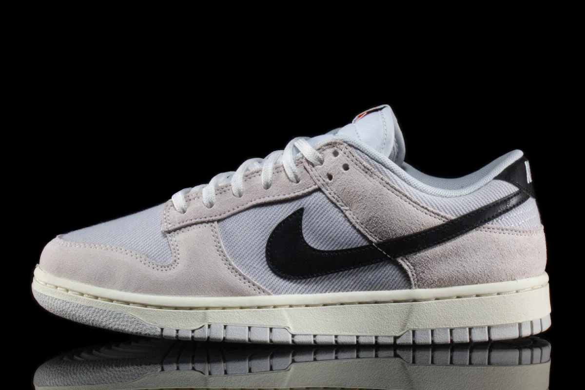 Dunk Low Retro sold by Premier