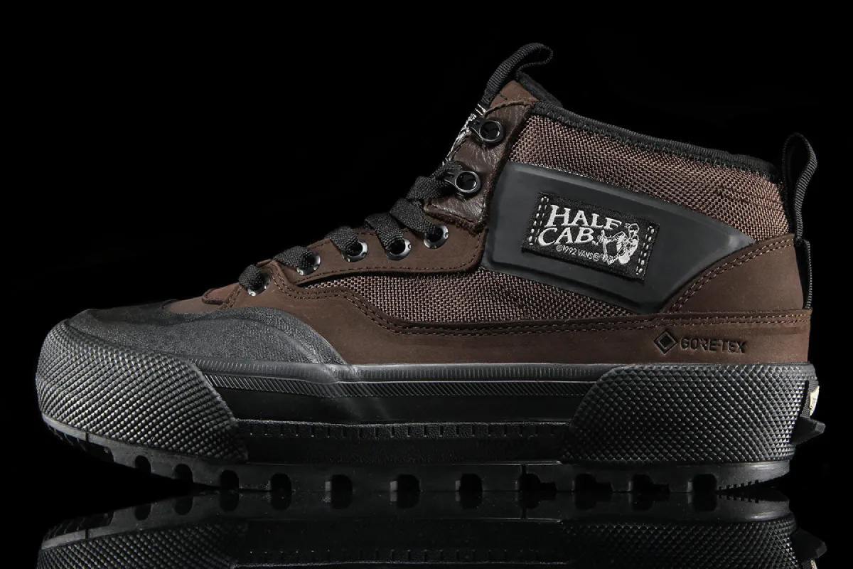 Half Cab Gore-Tex MTE-3 sold by Premier