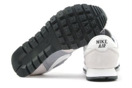 Air Pegasus 83 Premium sold by Premier